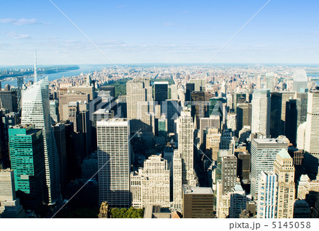 New York city panorama with tall skyscrapers New York city panorama with tall skyscrapers 5145058