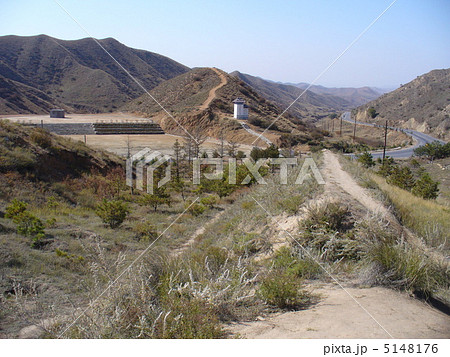 内モンゴル自治区包頭　戦国趙北長城遺址 5148176