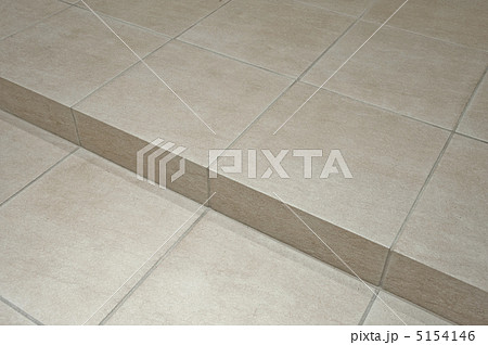 玄関の段差 5154146