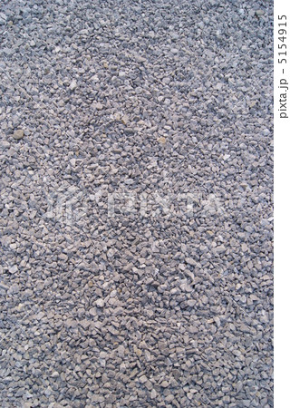 背景素材・化粧砂利の敷石・縦位置 5154915
