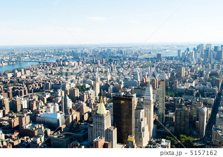 New York city panorama with tall skyscrapers 5157162
