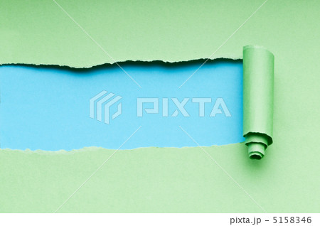 Torn paper with space for your message 5158346