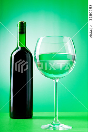 Wine concept with gradient background Wine concept with gradient background 5160598