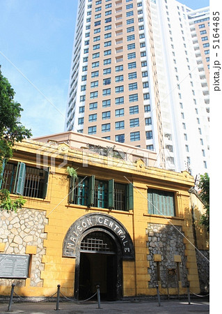 ホアロー収容所前 ホアロー収容所前 5164485