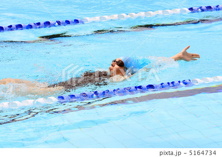 アレックスの背泳 5164734