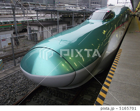 東北新幹線　Ｅ５系　はやぶさ 5165701