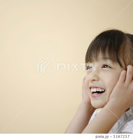 笑う女の子 笑う女の子 5167257