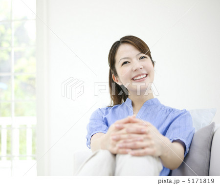 笑顔の女性 笑顔の女性 5171819