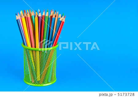 Back to school concept with colourful pencils 5173728