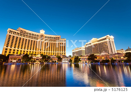 Las Vegas - 11 Sep 2010 - Bellagio Hotel Casino during sunset Las Vegas - 11 Sep 2010 - Bellagio Hotel Casino during sunset 5176125