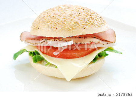 ロールパンのサンドイッチ 5178862