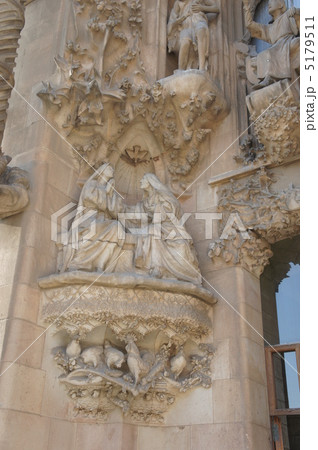 サグラダファミリア　生誕のファサード 5179511