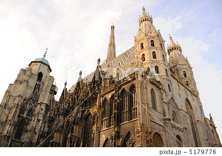 オーストリア　シュテファンス大聖堂 5179776