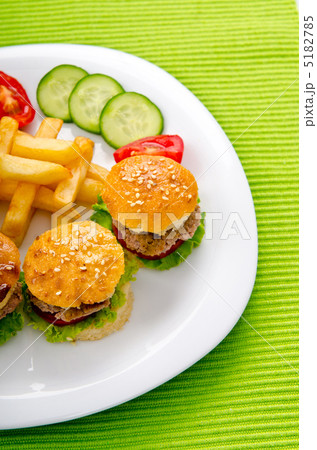 Burgers with french fries in plate Burgers with french fries in plate 5182785