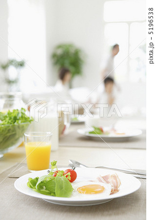 食卓の風景 食卓の風景 5196538