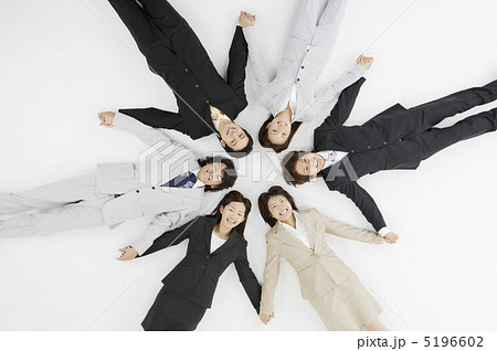 ビジネスマンとビジネスウーマン 5196602