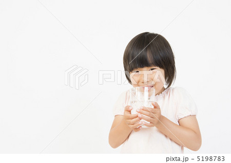 水と子供 水と子供 5198783