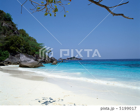 タイ シミラン諸島のビーチ タイ シミラン諸島のビーチ 5199017