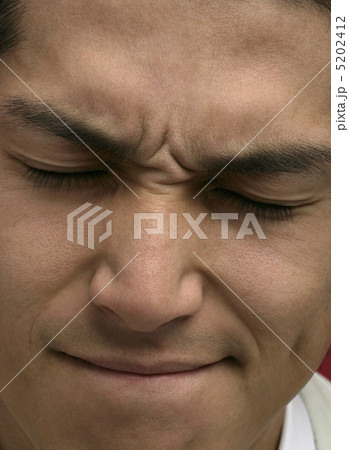 男性のアップ 男性のアップ 5202412