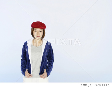 帽子を被った女性 5203437