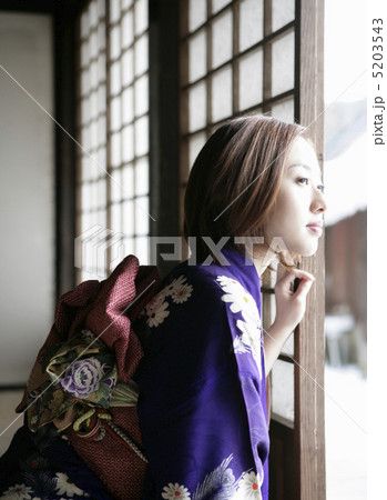 着物姿の女性 5203543