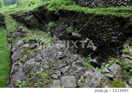 世界遺産　荒船風穴 5213097