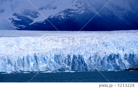 ペリトモレノ氷河 5213228