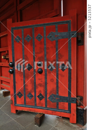 東大赤門 5213537