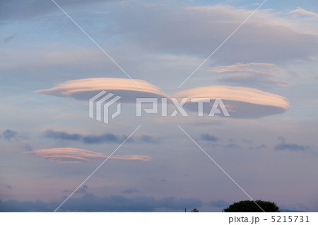 レンズ雲 5215731