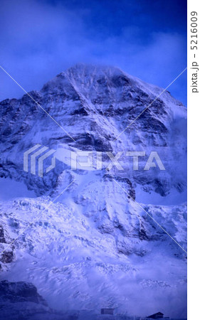 ユングフラウ 5216009