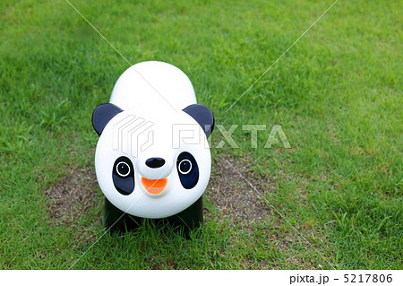 公園のパンダ 5217806