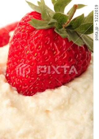 Strawberry and curd 5222019
