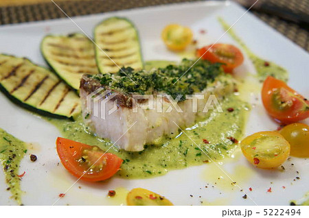 カンパチのグリル ズッキーニのソース カンパチのグリル ズッキーニのソース 5222494