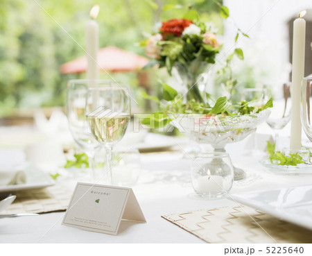 披露宴のテーブル 5225640