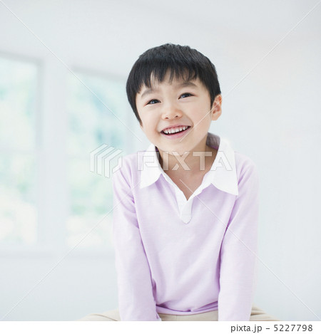 笑う男の子 笑う男の子 5227798