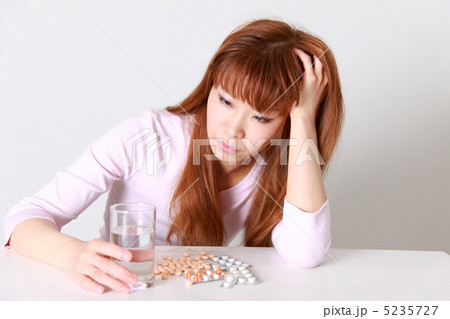 薬物依存症 5235727