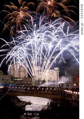 下呂温泉　〜冬の花火物語〜 5241648
