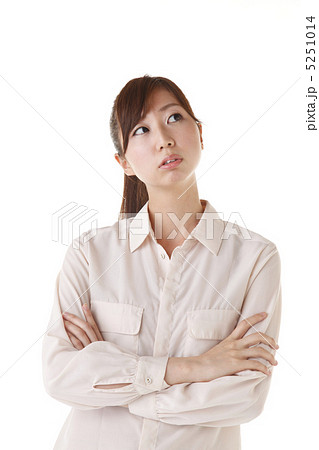 考える女性 考える女性 5251014