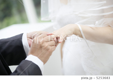 ブライダル 5253683