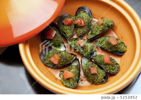ムール貝の香草パン粉焼き ムール貝の香草パン粉焼き 5253952