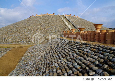 五色塚古墳／前方後円墳（兵庫県神戸市垂水区） 5259182