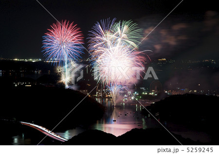 浜名湖　かんざんじ温泉　灯籠流し花火大会 5259245