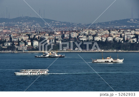 ボスポラス海峡の輻輳 5262933
