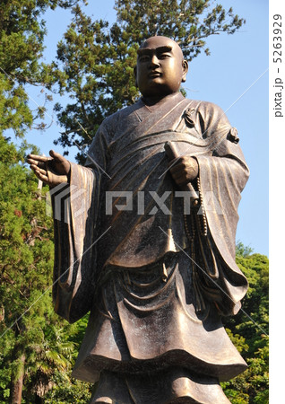 日蓮聖人像 日蓮聖人(日蓮宗) 白木製 1.8寸 : 仏壇・仏具販売-仏壇屋 滝田