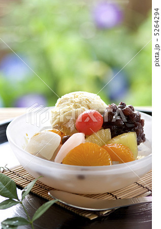 クリームあんみつ 5264294