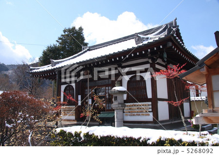 弘源寺の雪景色 5268092