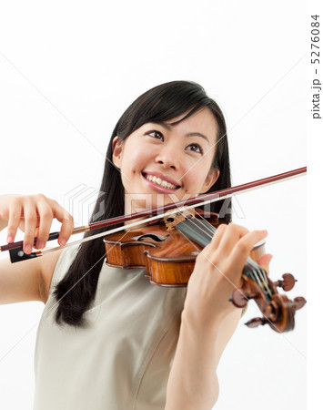 バイオリンを弾く女の子 バイオリンを弾く女の子 5276084