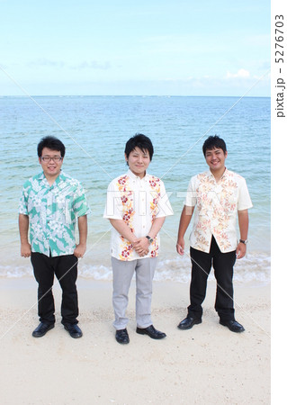 かりゆしウェアのビジネスマン 5276703