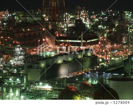 四日市港ポートビルから見る工場地帯の夜景 5278004