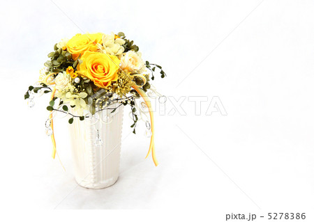 プリザーブドフラワーアレンジ（バラ・紫陽花・スターフラワー・カスミソウ＋花瓶） 5278386